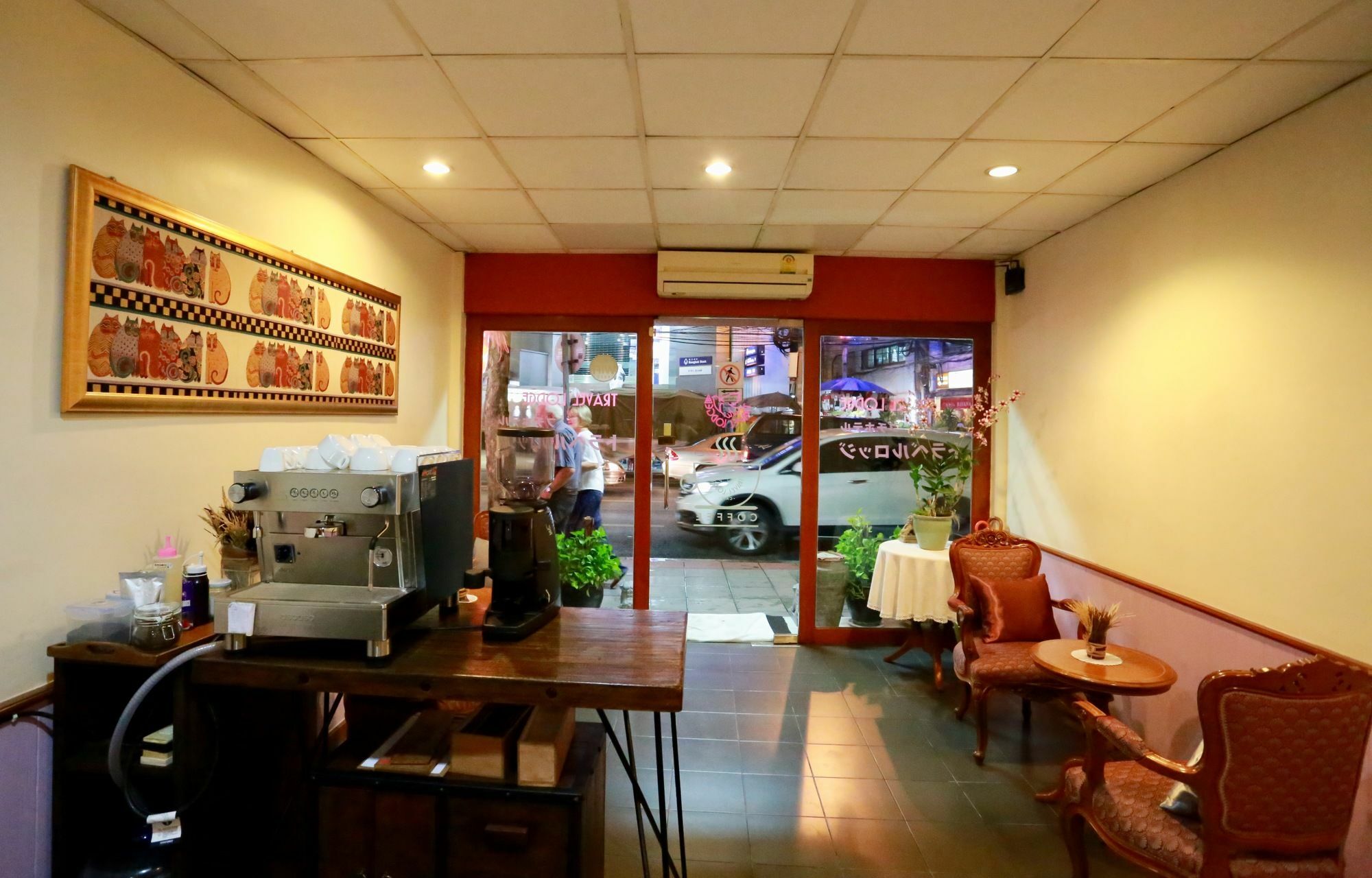 בנגקוק Travel Lodge Surawong (Adults Only) מראה חיצוני תמונה